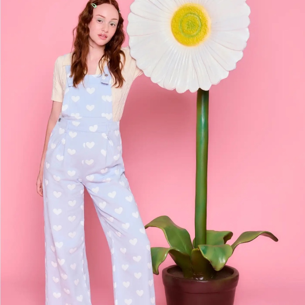 Cider Polly Pocket Heart Pattern Overalls Jumpsuit - White and Light Blue